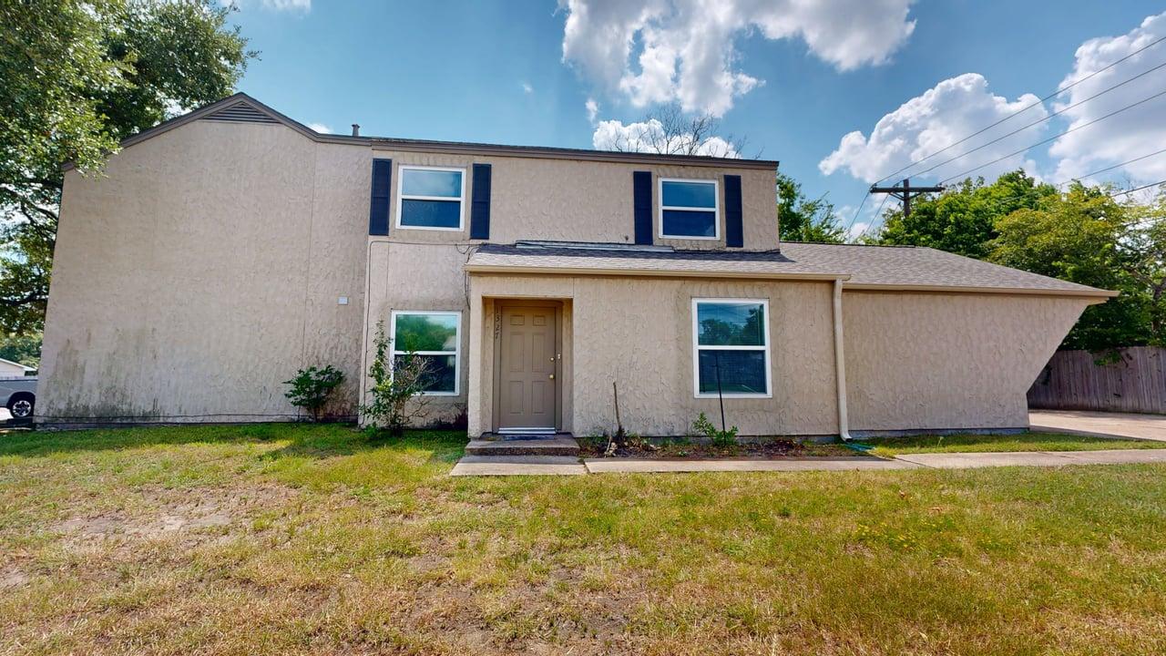 1327 Airline property image