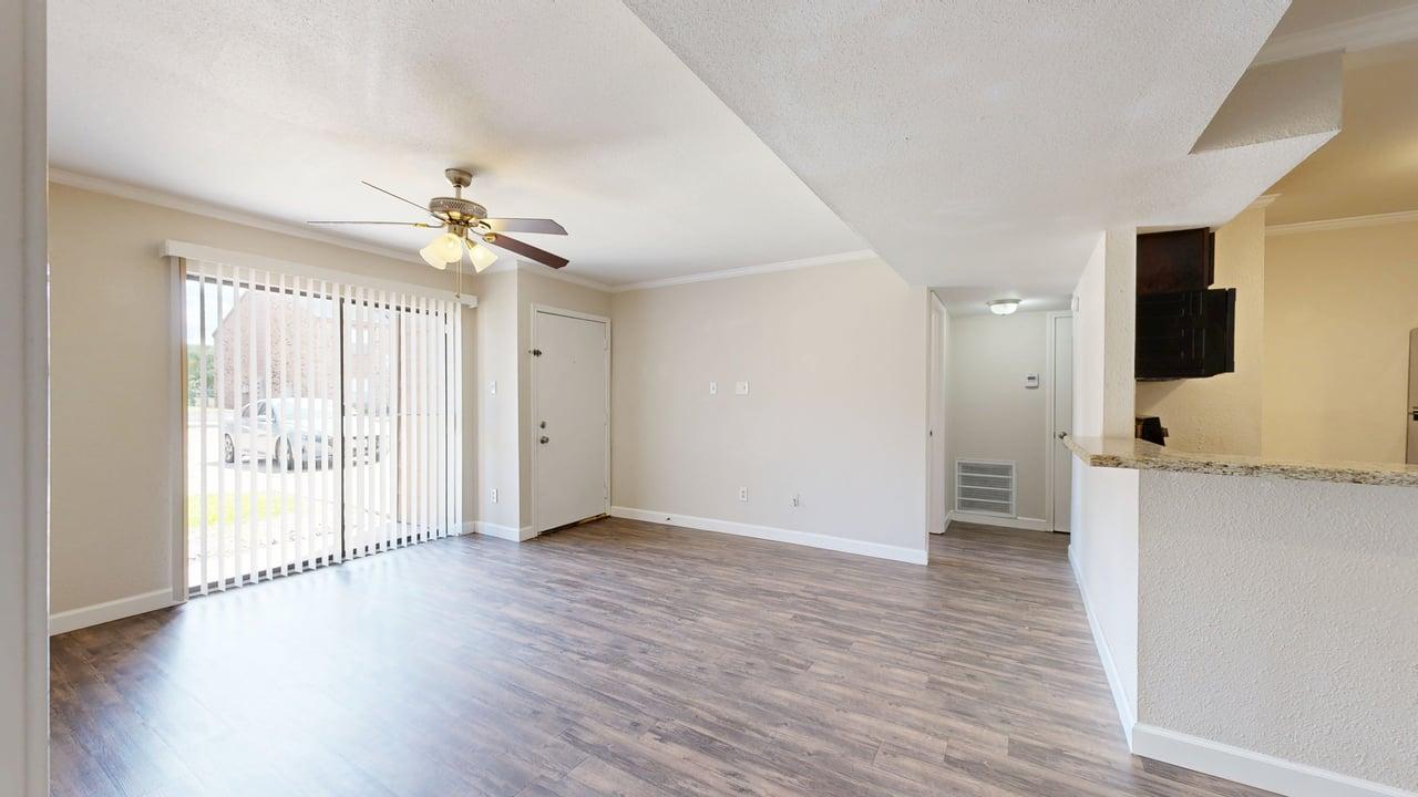 904 University Oaks #085 property image