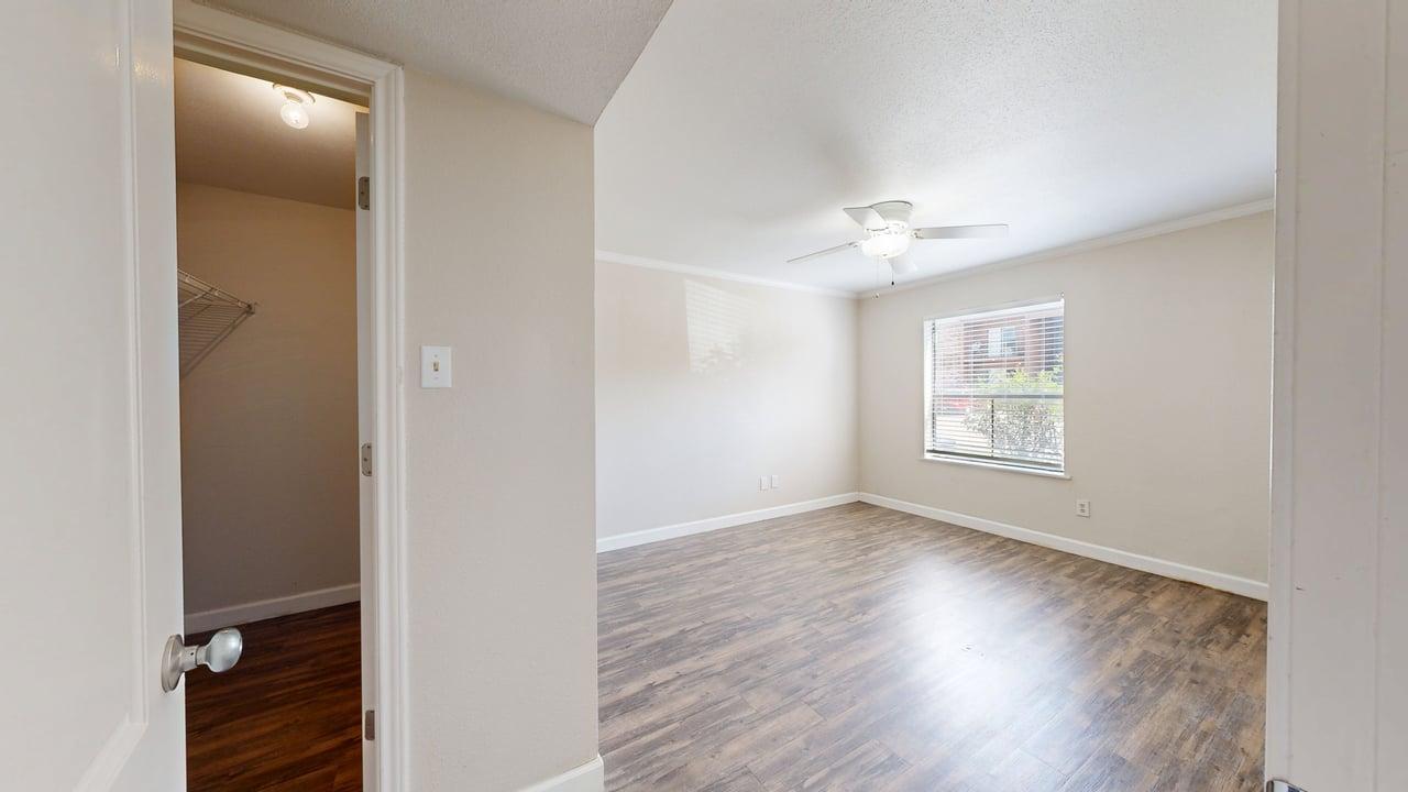 904 University Oaks #085 property image