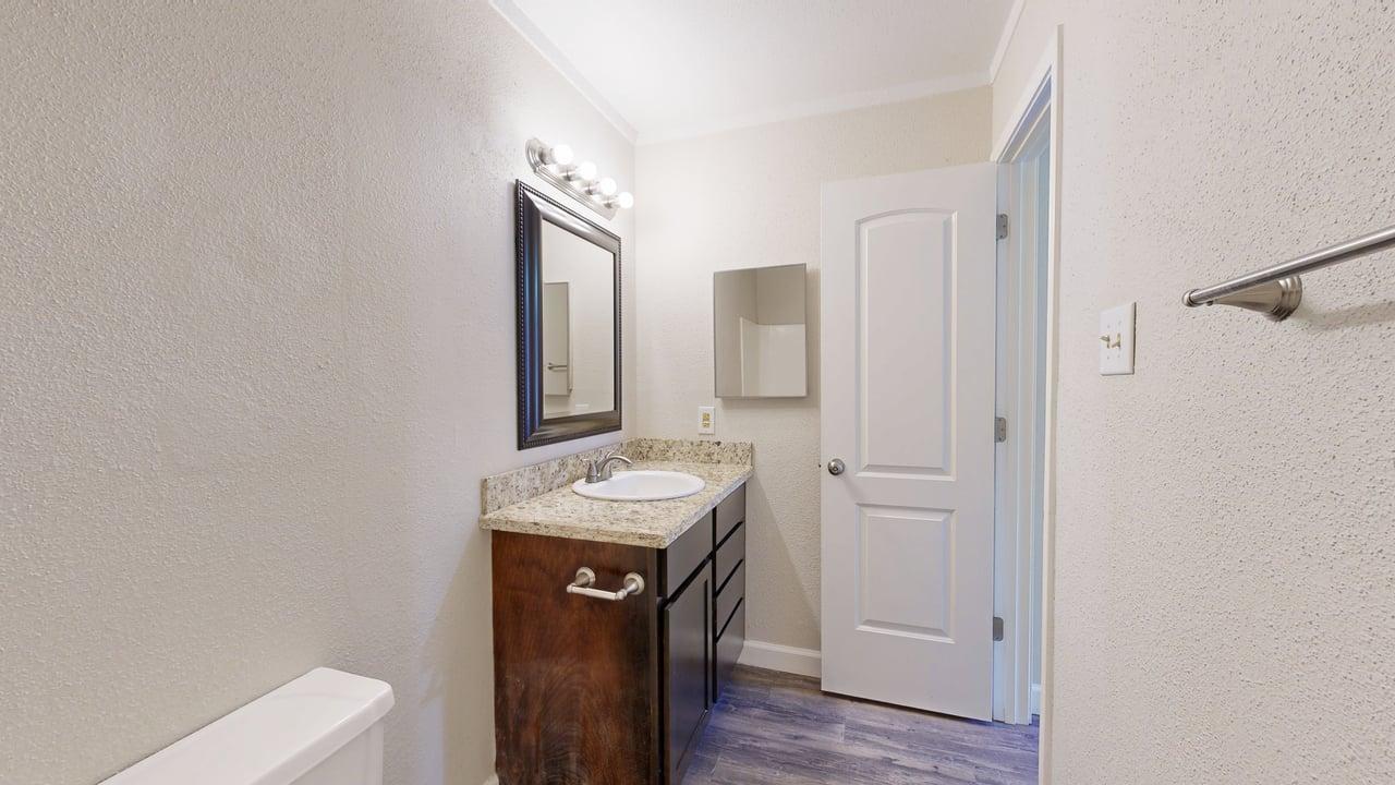 904 University Oaks #085 property image