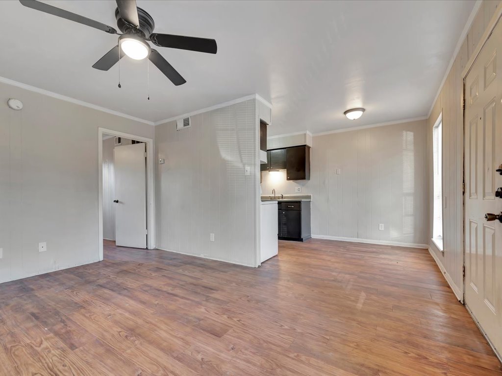 MOVE IN TODAY! SECURITY DEPOSIT SPECIAL! property image