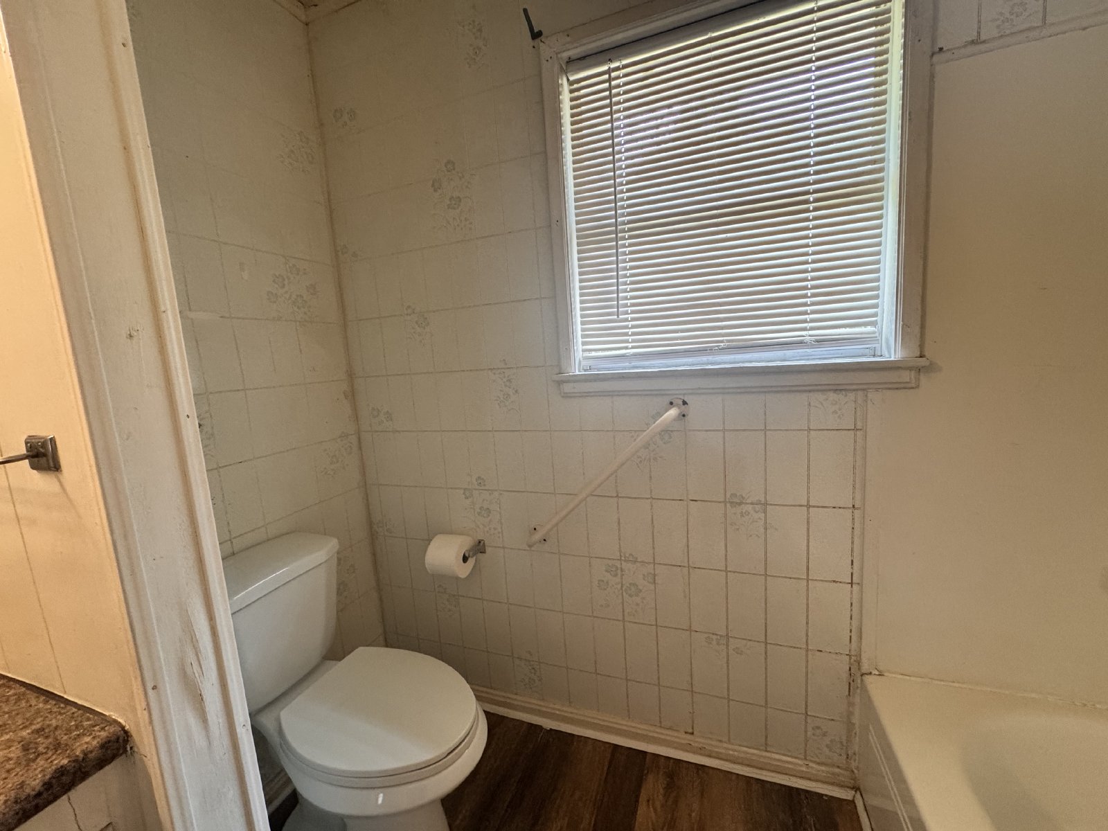IMMEDIATE MOVE IN! property image