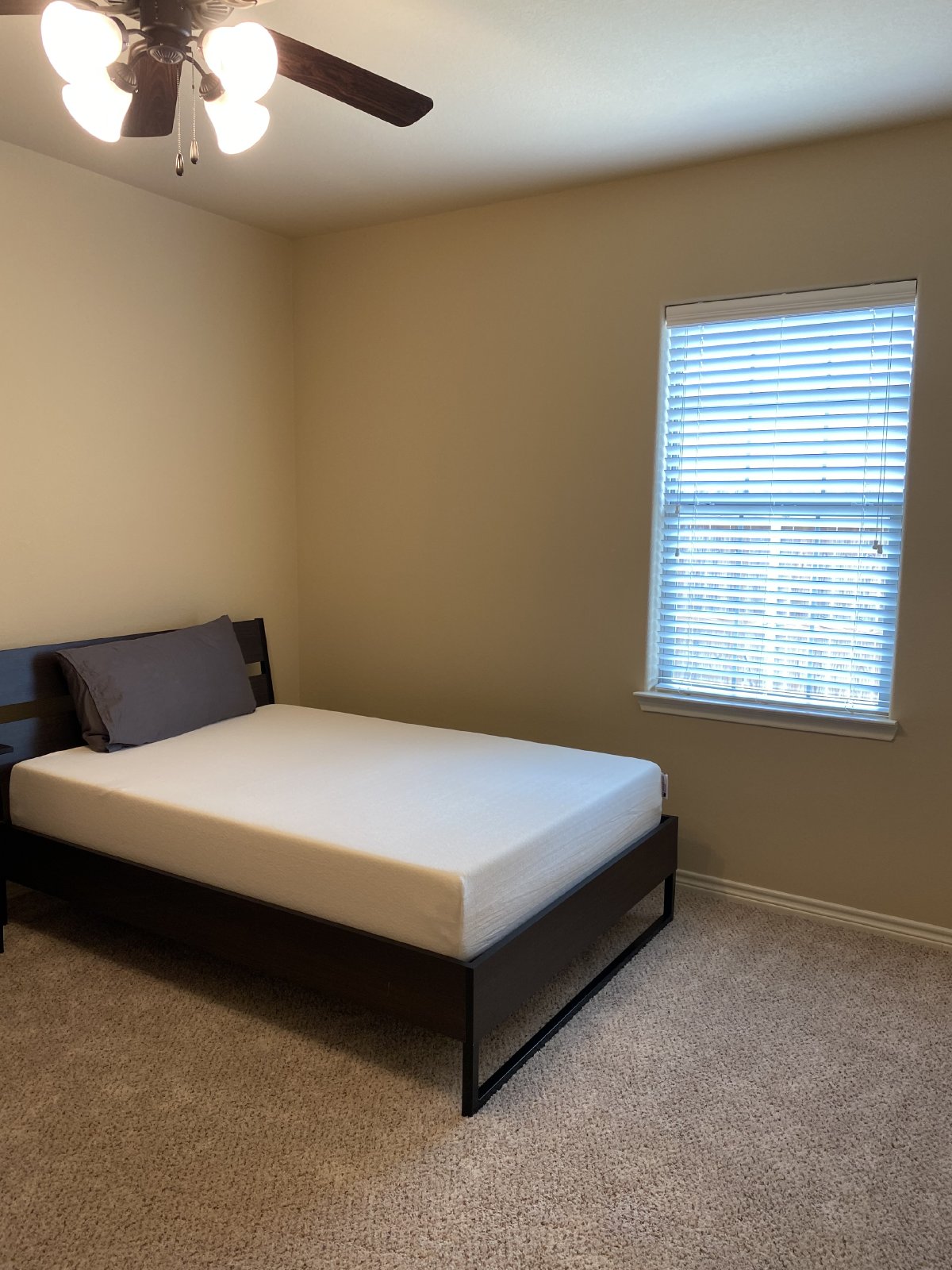 FURNISHED! MOVE IN IMMEDIATELY property image