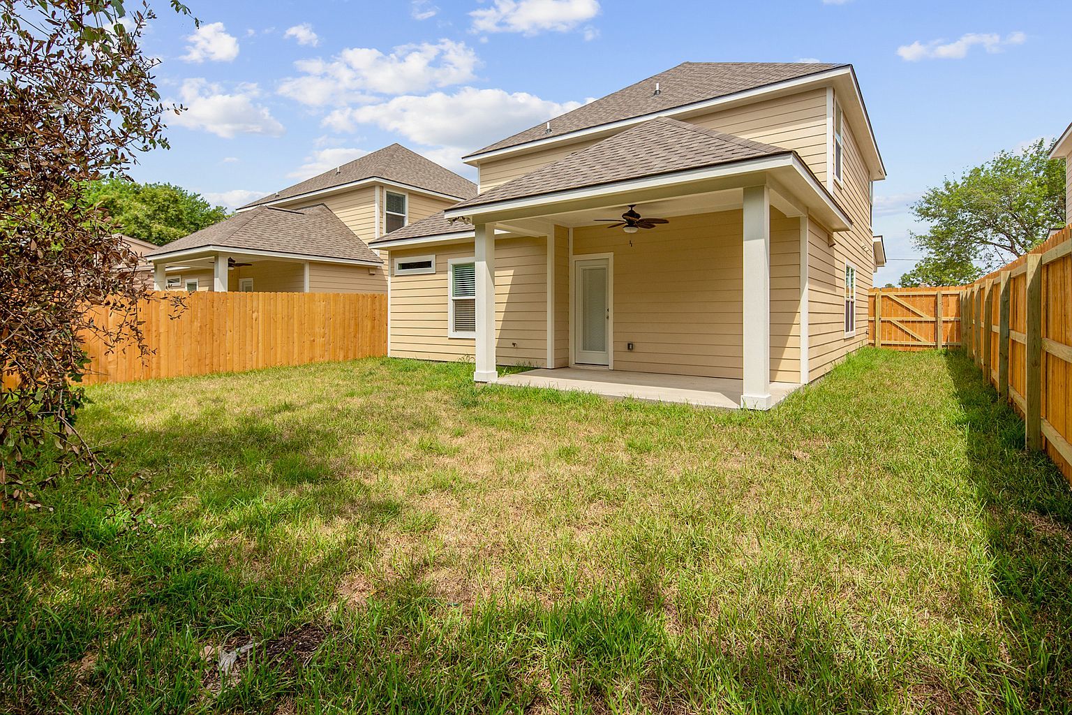 1410 Holleman property image