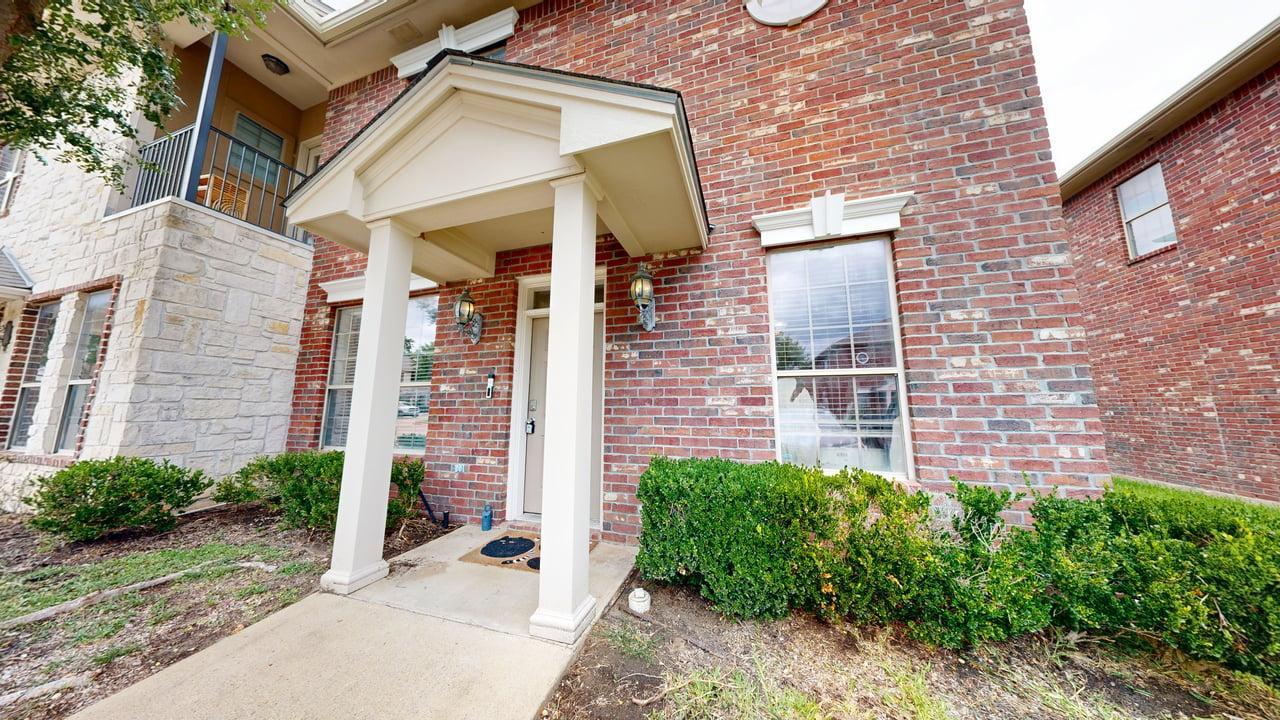 332Forest Loop property image