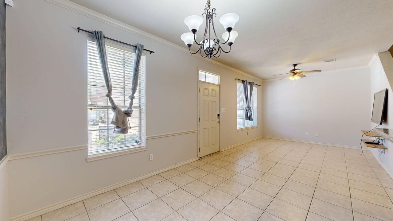 332Forest Loop property image