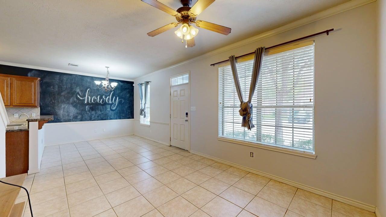 332Forest Loop property image