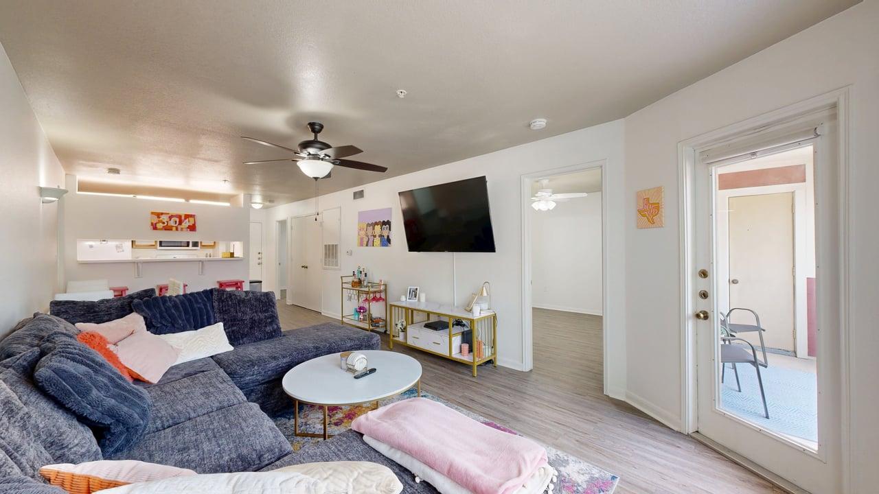 515 SW Parkway 304 property image