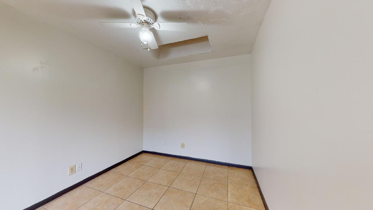 725 Peppertree Dr Apt 22 property image