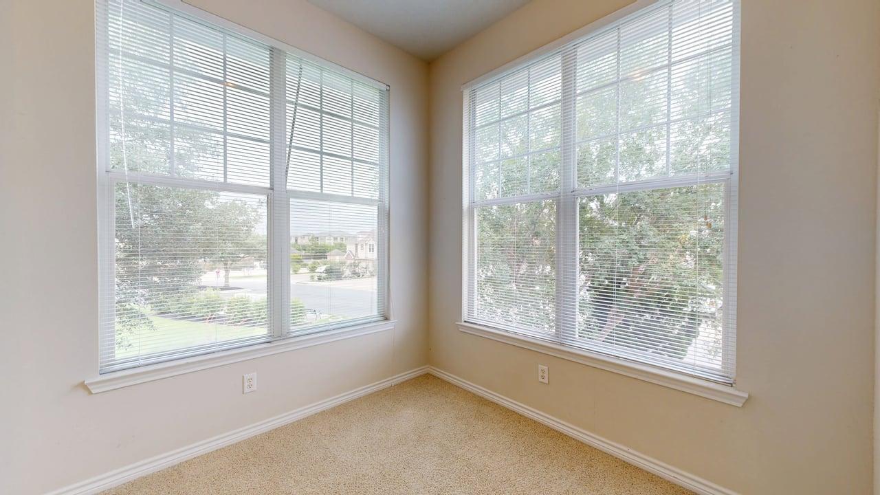 4307 Spring Hill Dr. property image