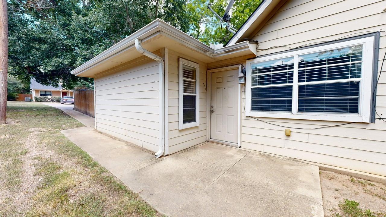 1724 Boardwalk Court property image