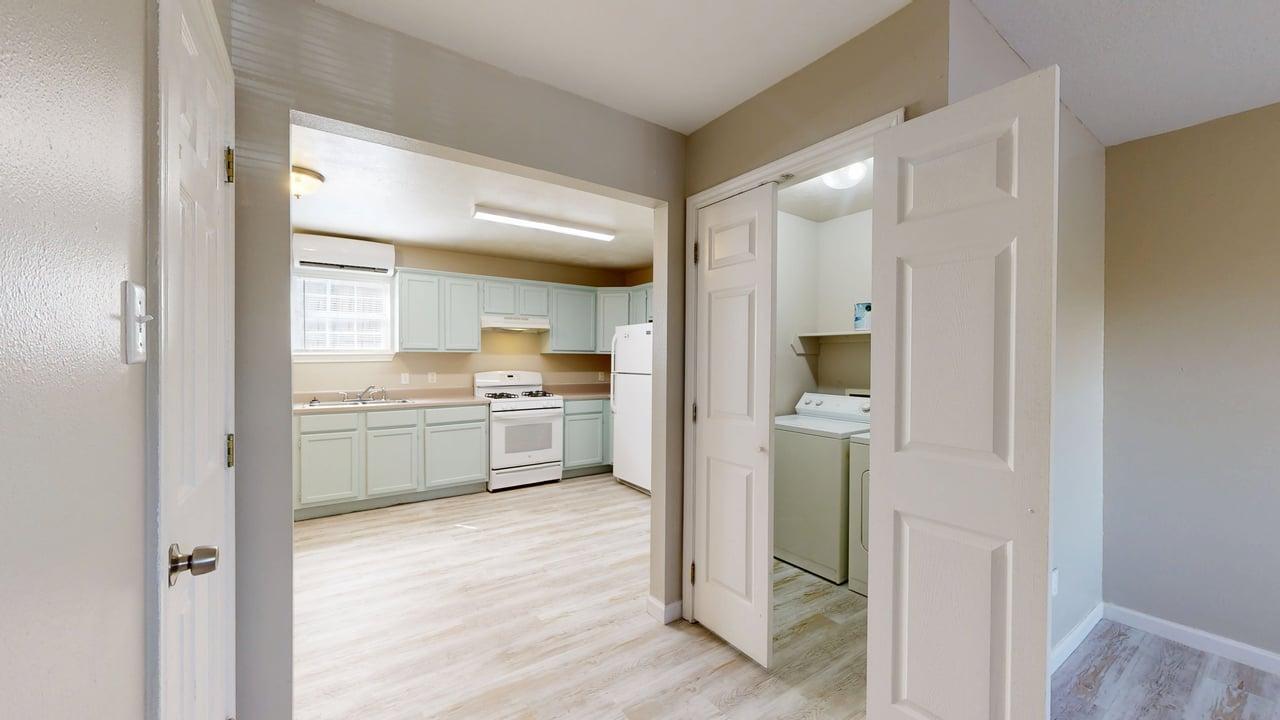 306 Cherry B property image