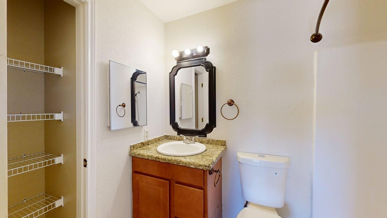 904 University Oaks Blvd #080 property image