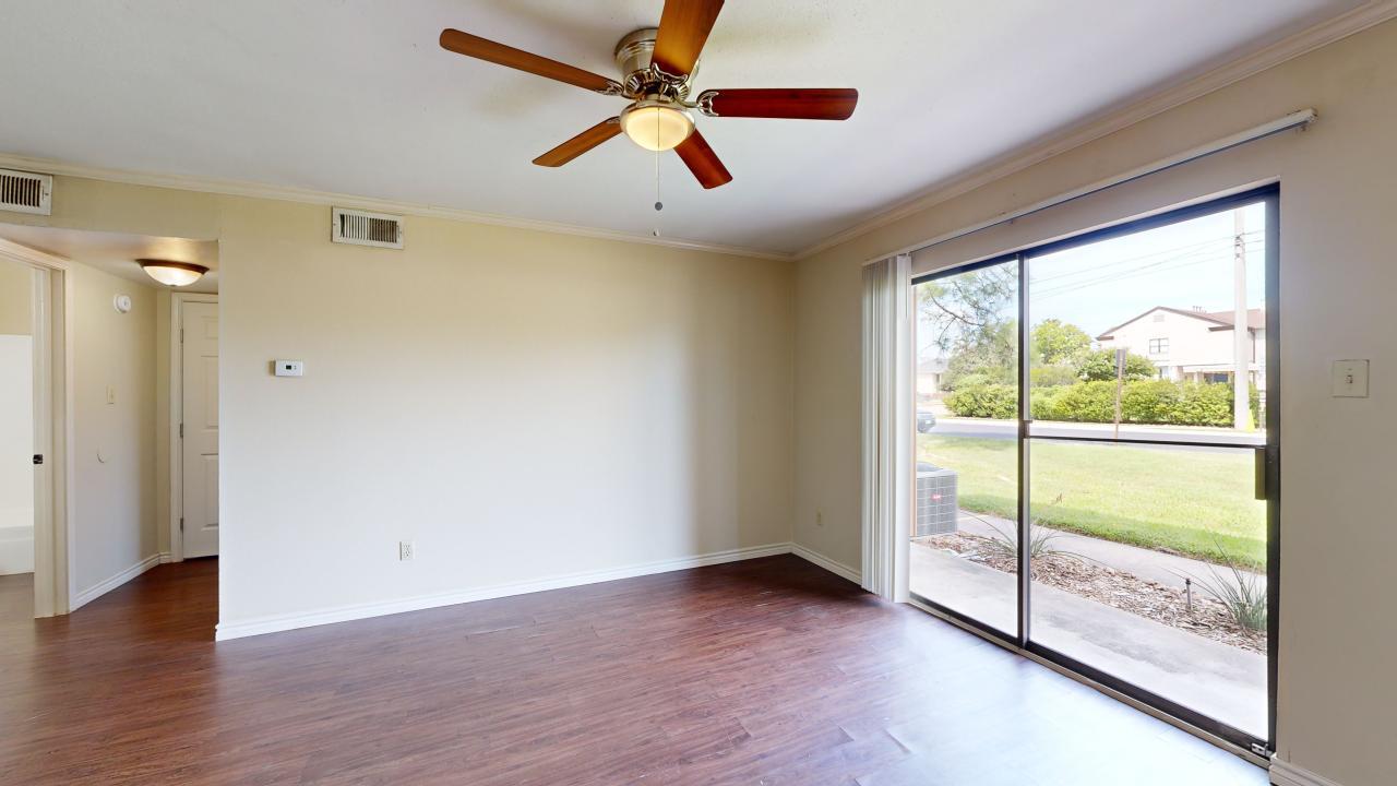 904 University Oaks Blvd #3 property image
