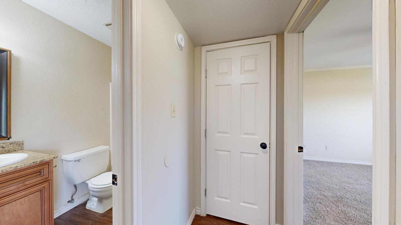 904 University Oaks Blvd #3 property image