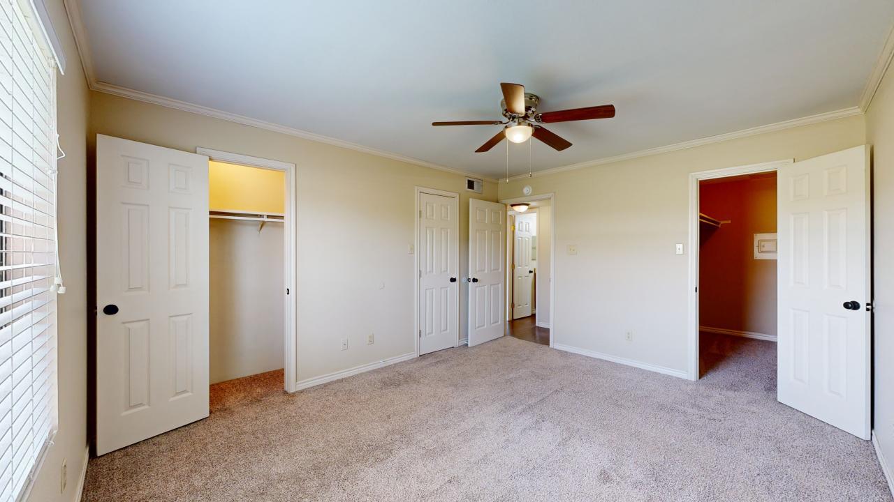 904 University Oaks Blvd #3 property image