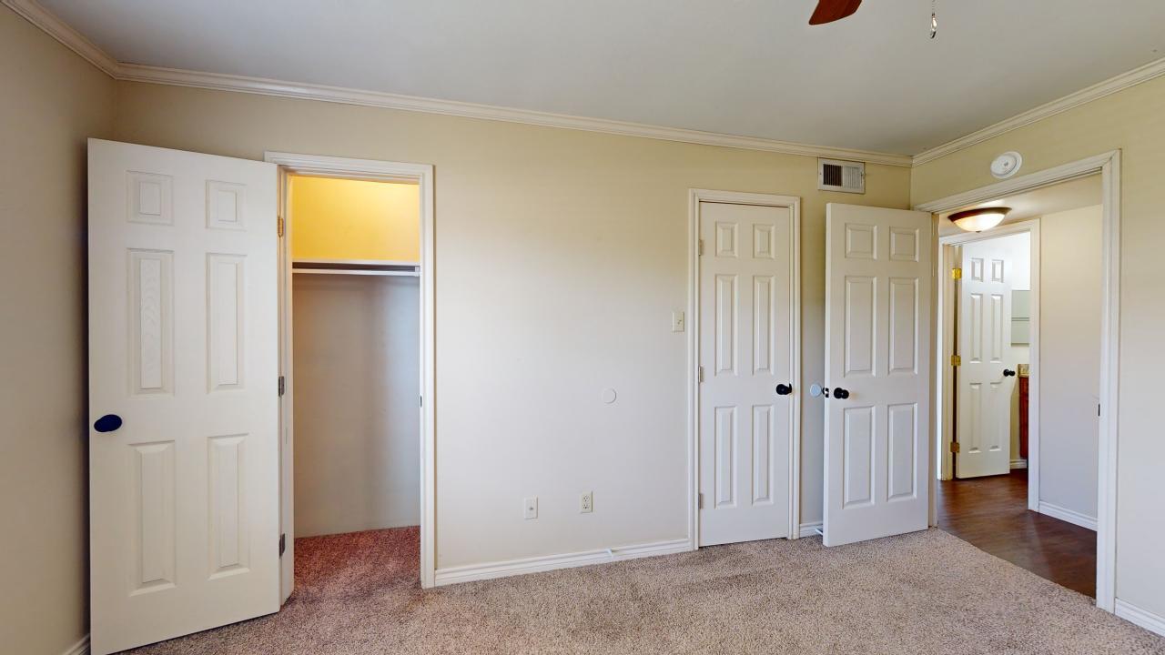 904 University Oaks Blvd #3 property image