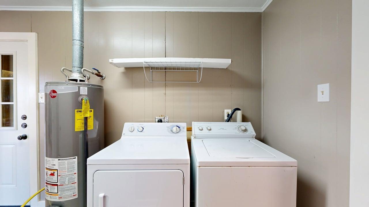 8251 W SH-21 property image