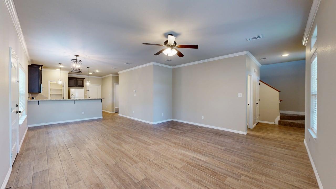 124B Richards St. property image