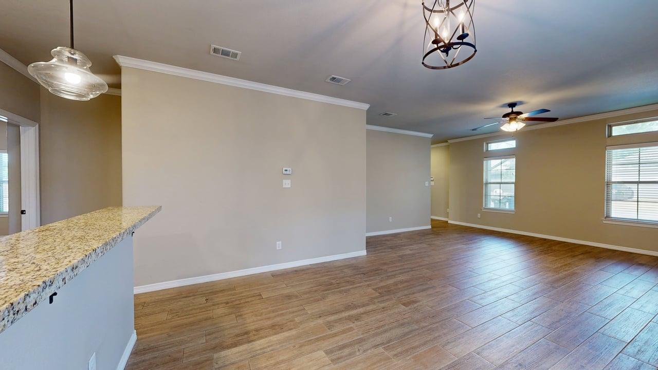 124B Richards St. property image