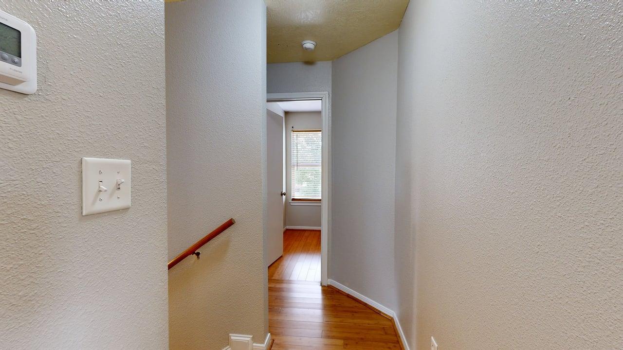 502 Nelson property image