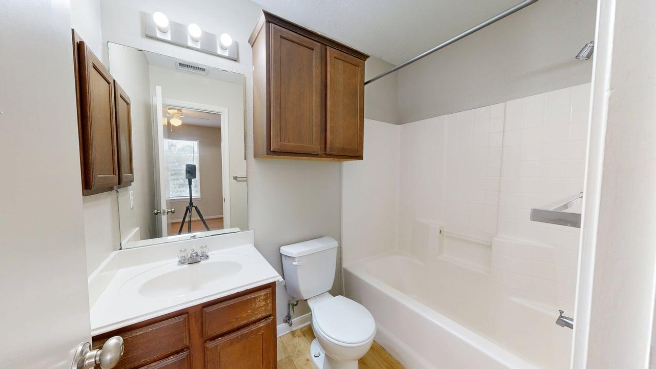502 Nelson property image