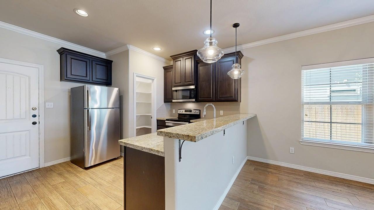124A Richards St. property image