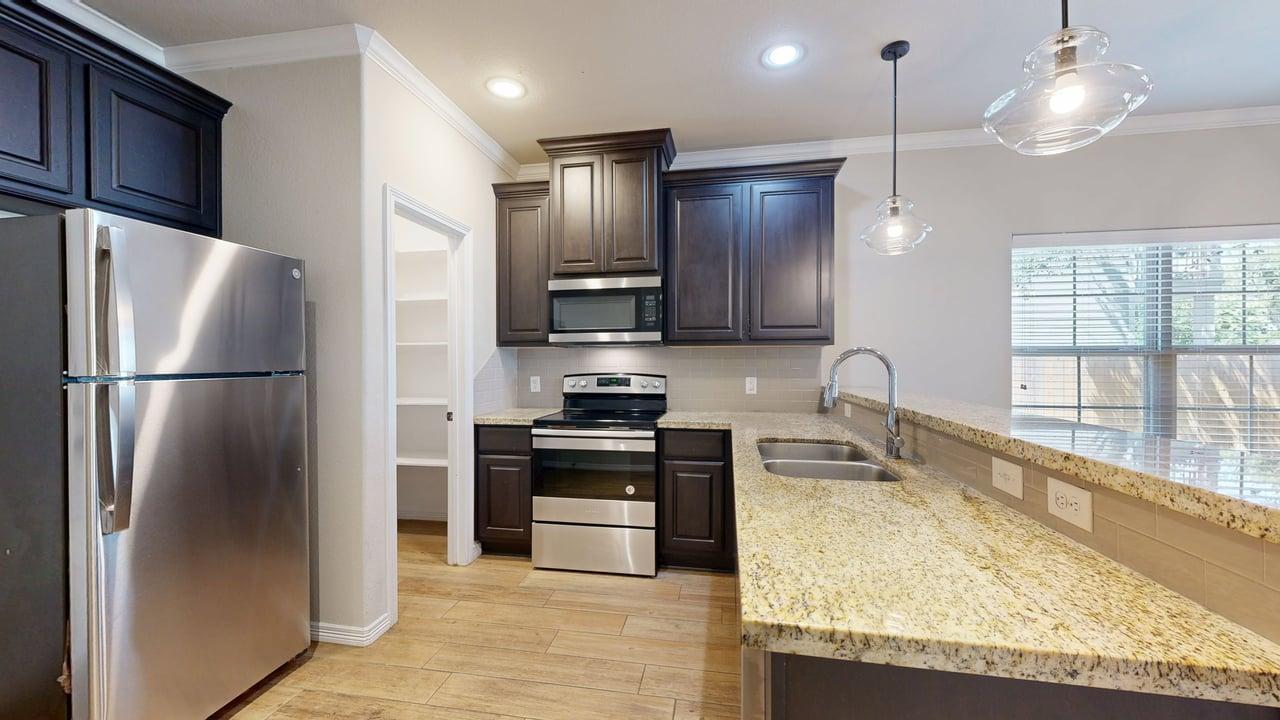 124A Richards St. property image