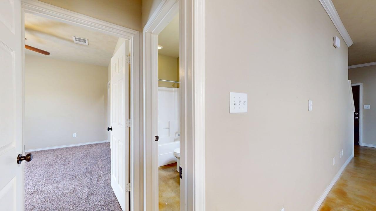 3418 Cullen property image