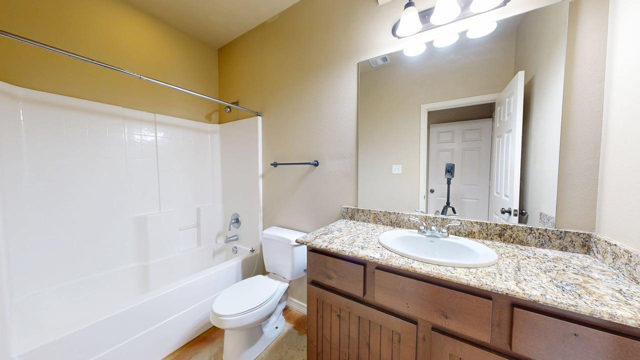 3418 Cullen property image