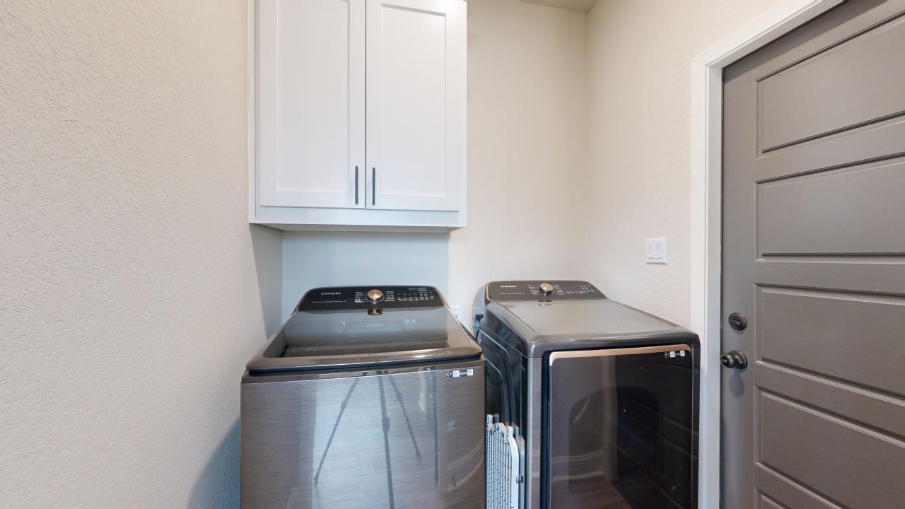 800 Mineral Wells property image