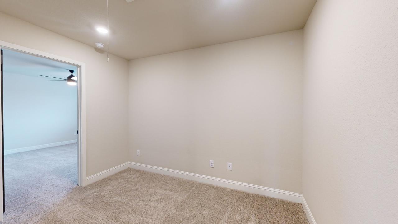 800 Mineral Wells property image