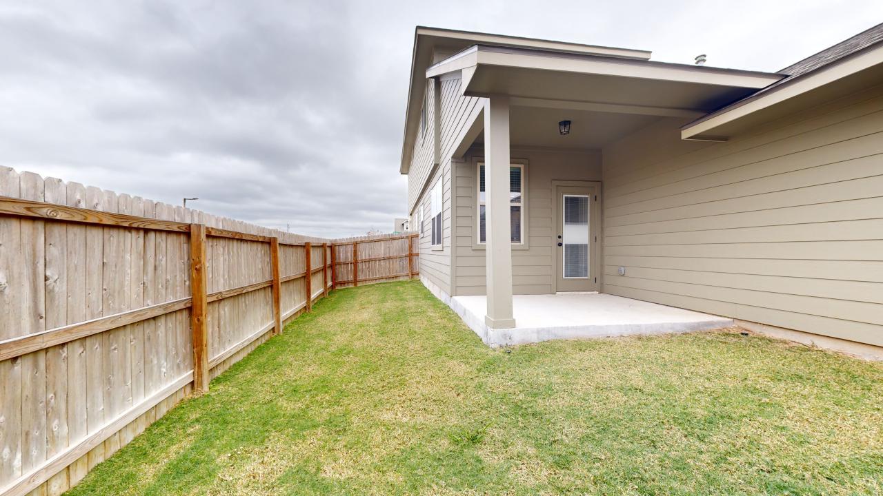 800 Mineral Wells property image