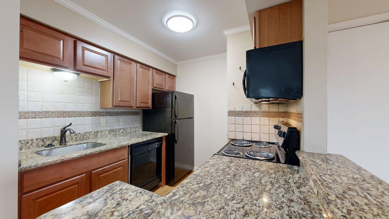 904 University Oaks #124 property image