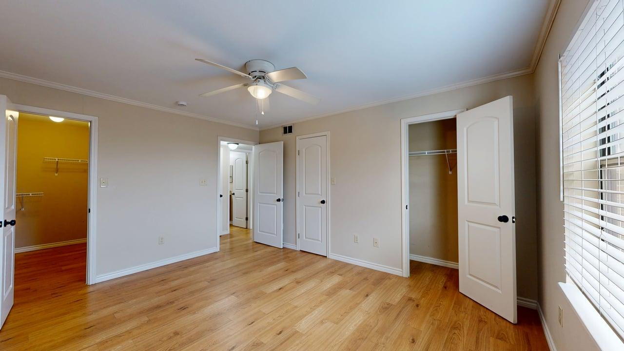 904 University Oaks #124 property image