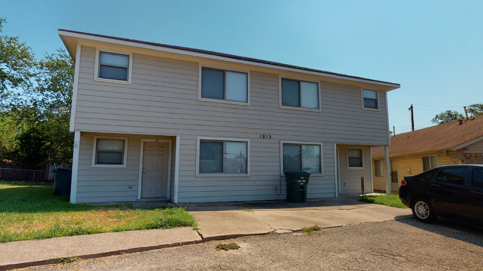 1 property image