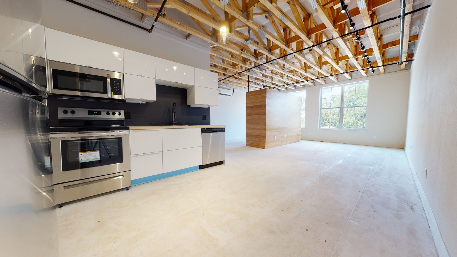 305 W 27th Street, Suite 223 property image