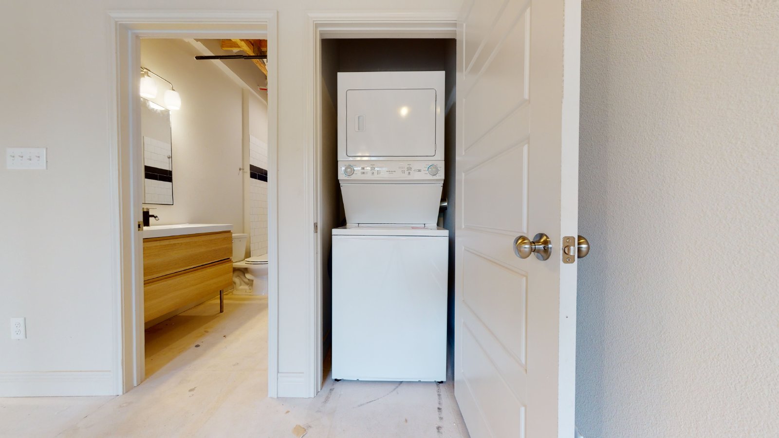 305 W 27th Street, Suite 223 property image