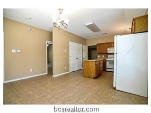 2307 Carnation property image