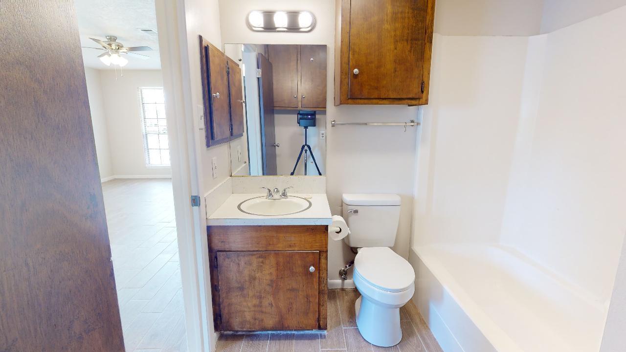 815 Llano Place property image