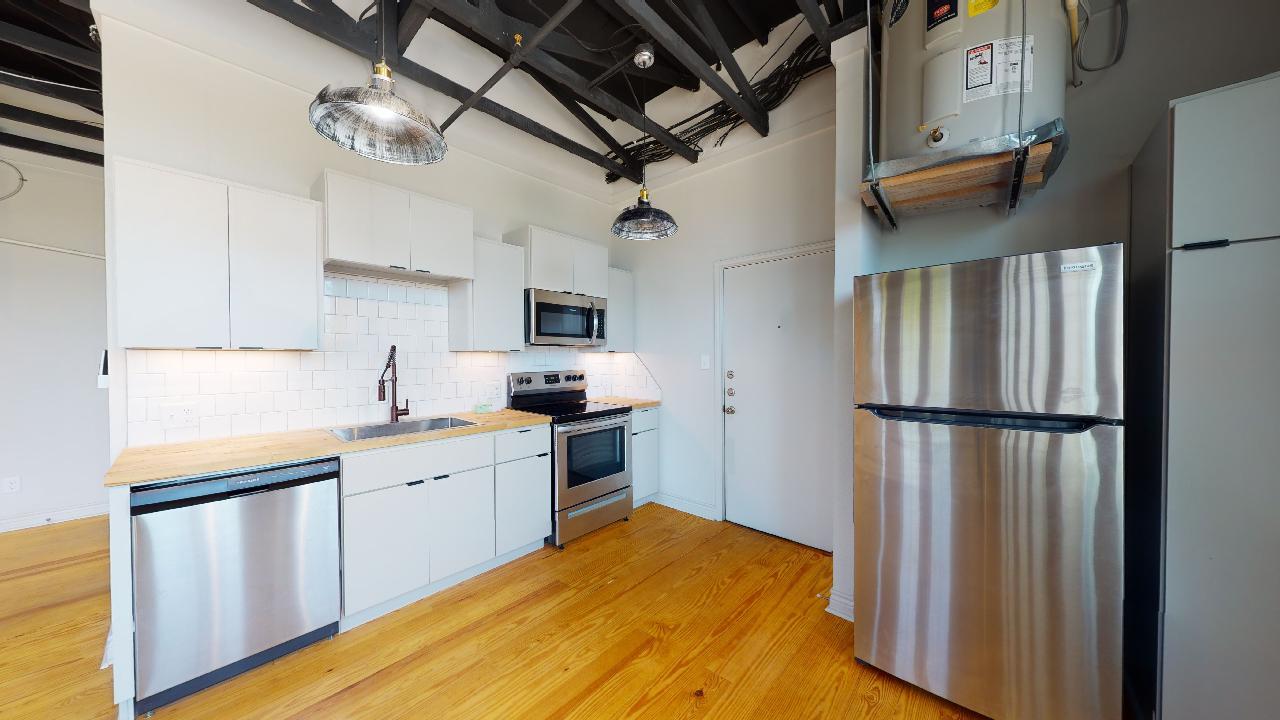 305 W 27th Street, Suite 334 property image