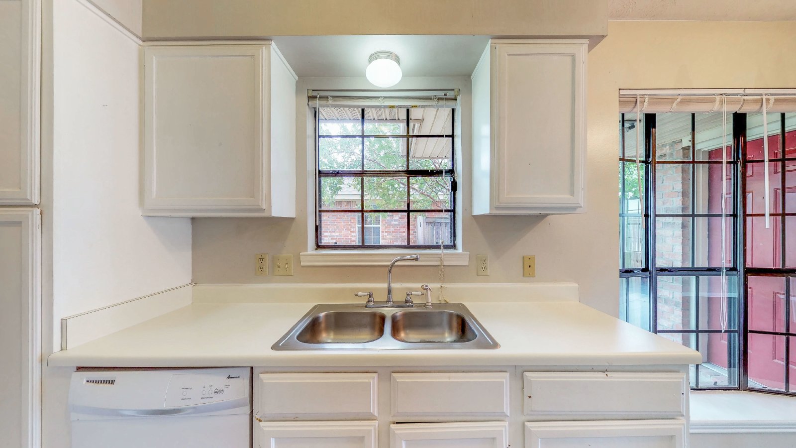 1913 Woodsman property image