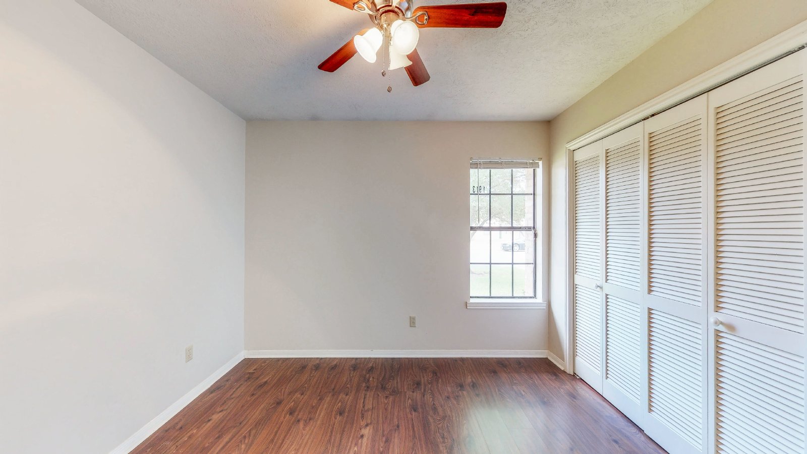 1913 Woodsman property image