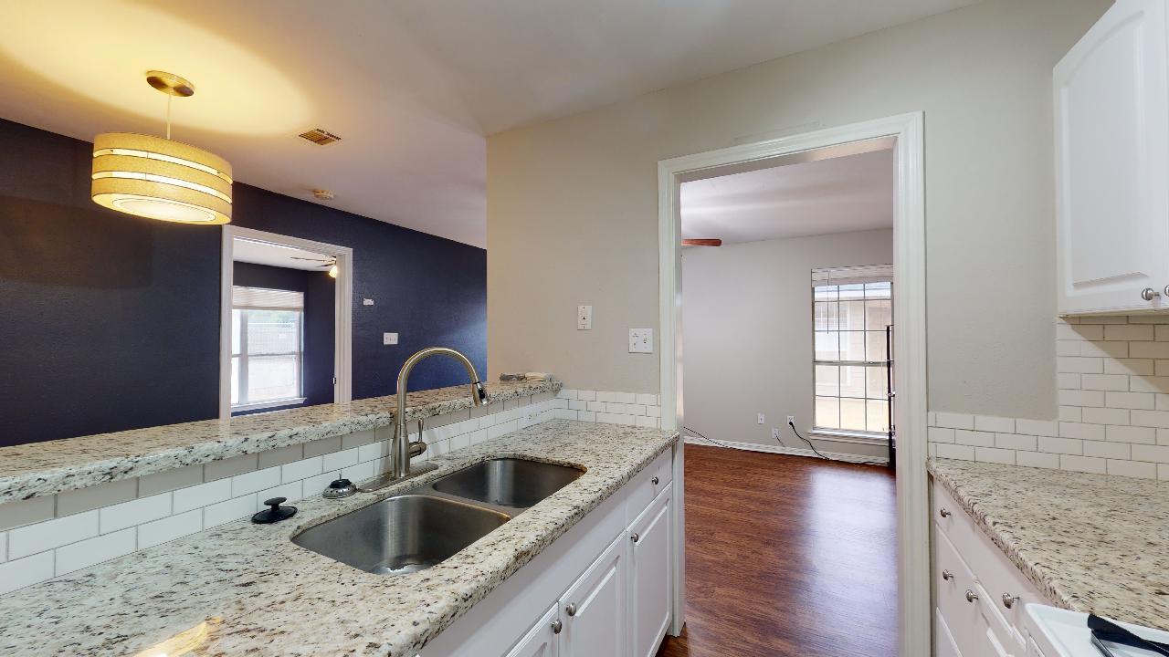 1139 Oney Hervey property image