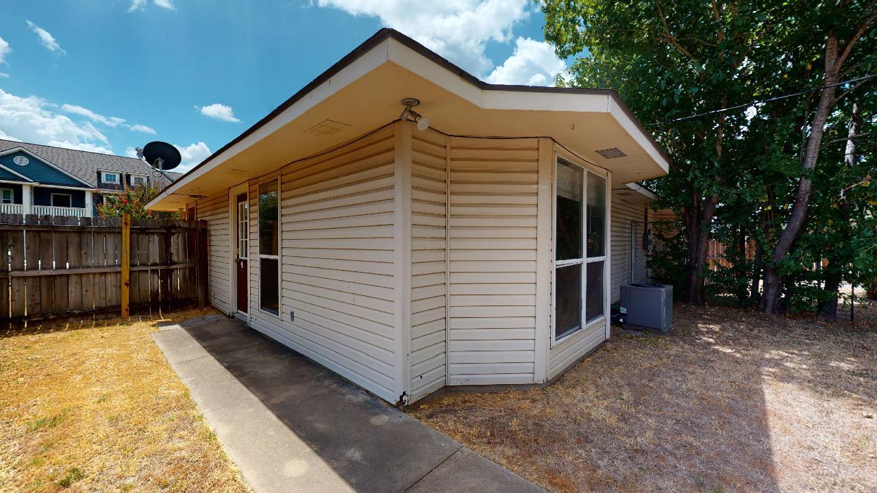 1139 Oney Hervey property image
