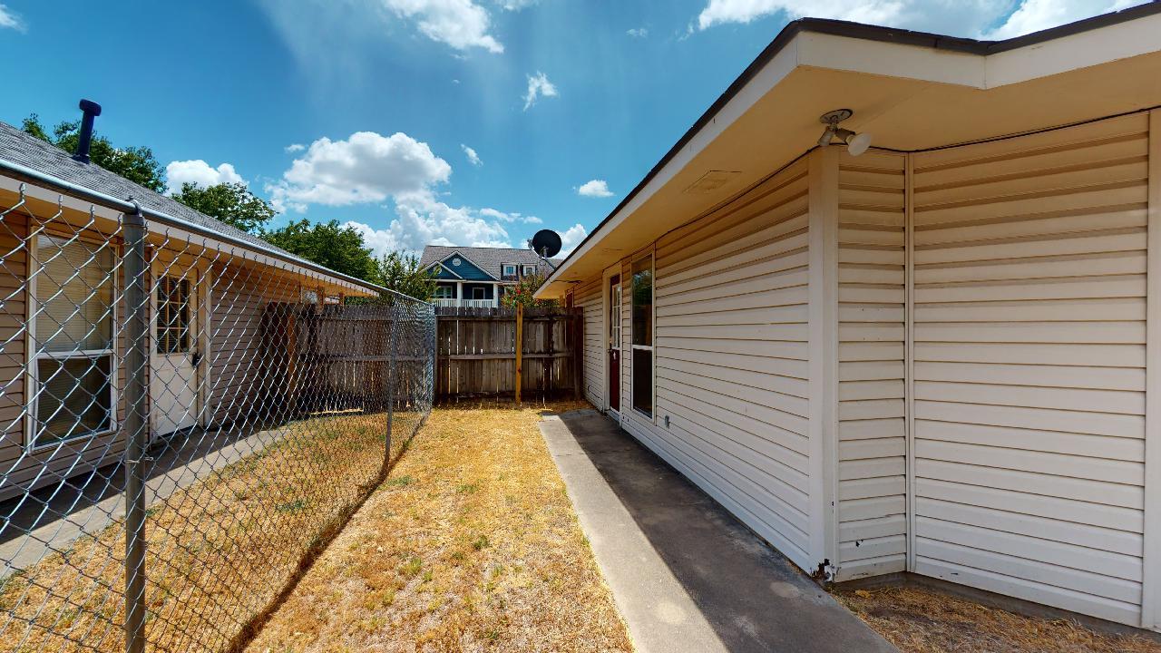 1139 Oney Hervey property image