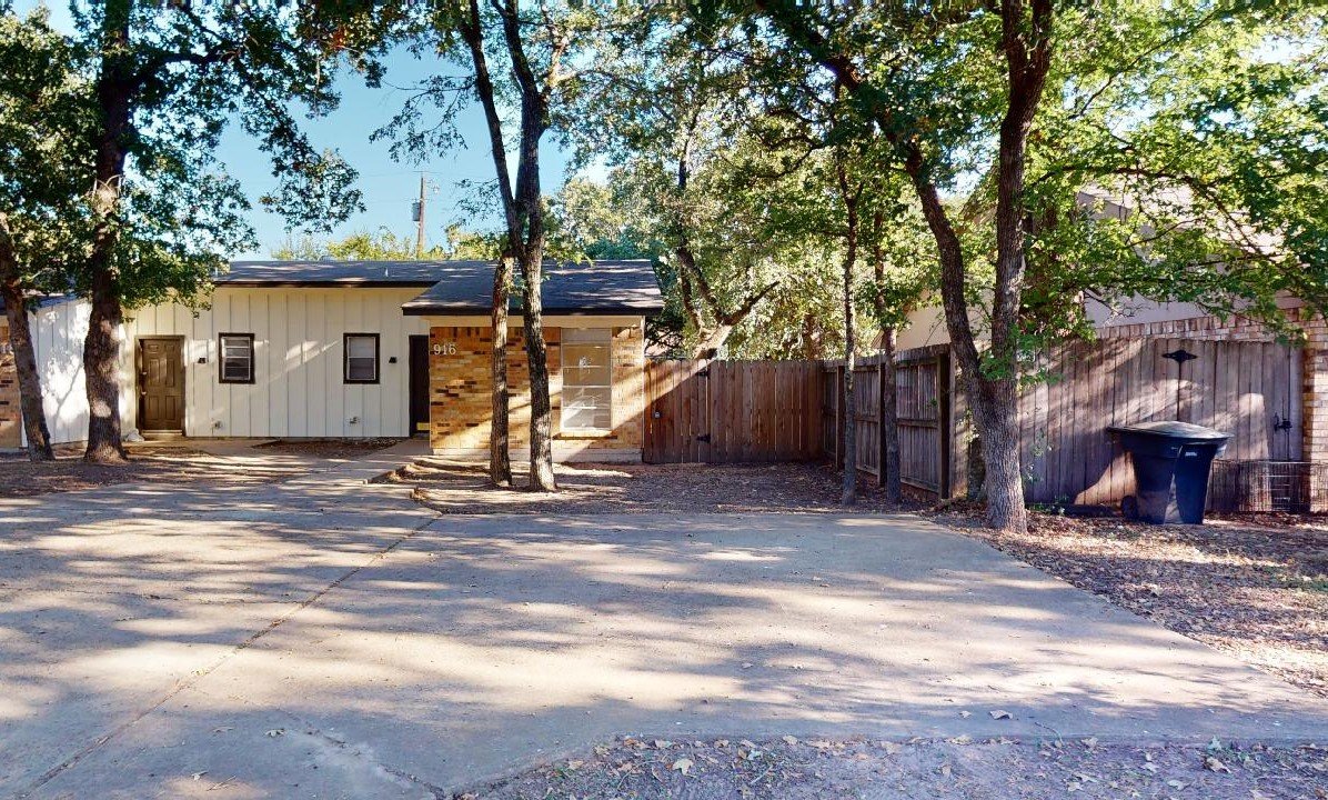 916 Navarro Ridge property image