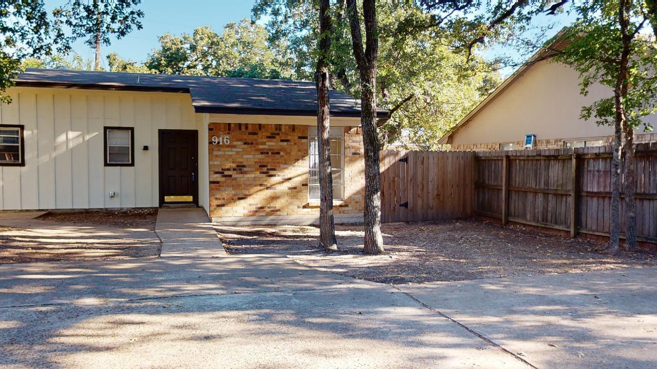 916 Navarro Ridge property image