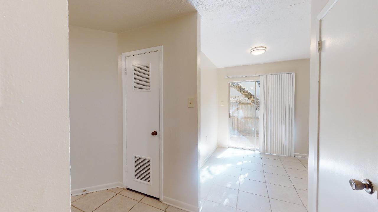 916 Navarro Ridge property image