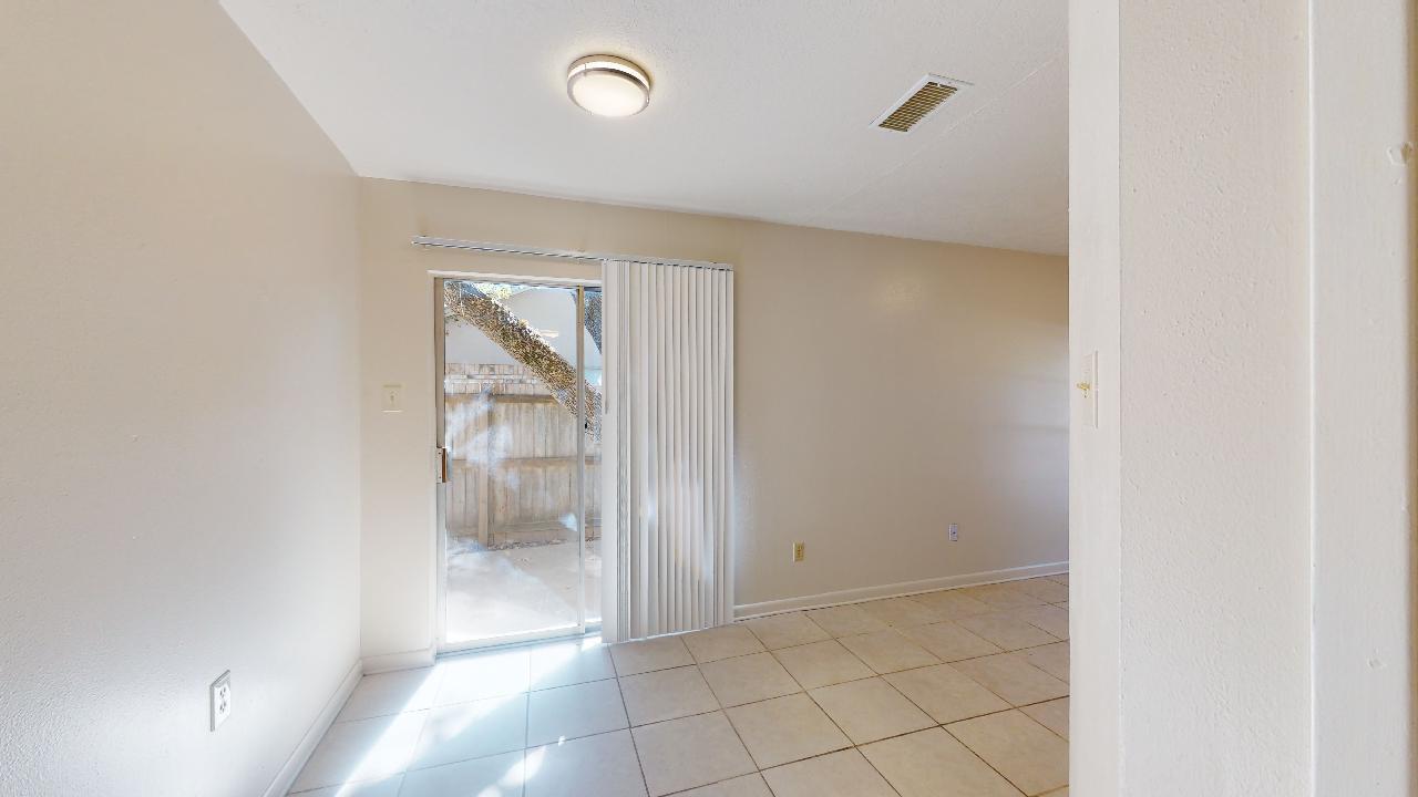 916 Navarro Ridge property image
